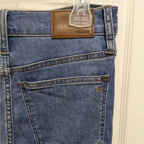 New Madewell | High-rise Skinny Crop in Summerweight Denim - Picture 12 of 13